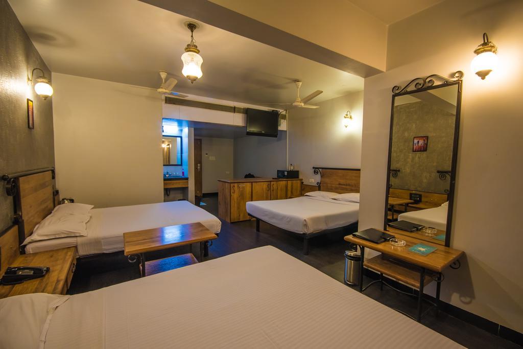 Infiniti Hotel And Spa Indore Extérieur photo