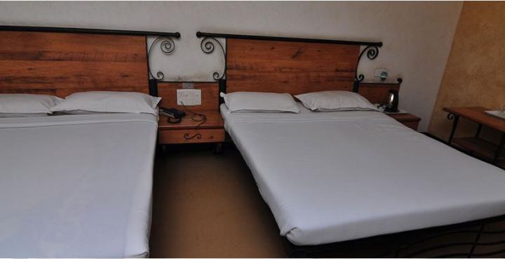 Infiniti Hotel And Spa Indore Extérieur photo
