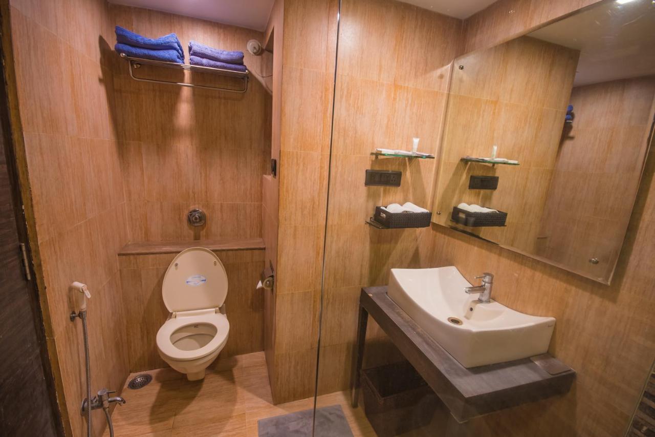 Infiniti Hotel And Spa Indore Extérieur photo