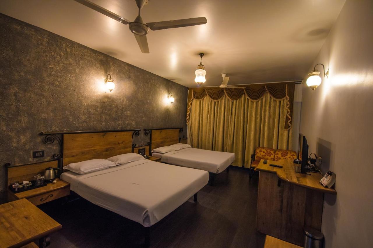 Infiniti Hotel And Spa Indore Extérieur photo